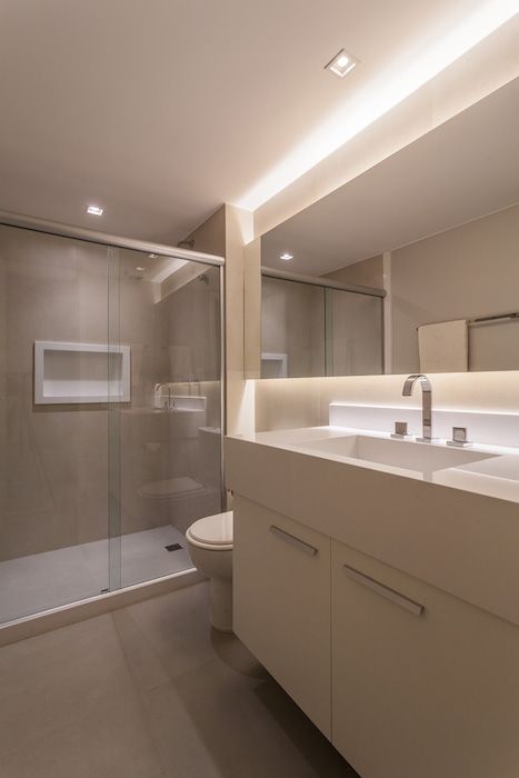 amenajare baie moderna dus cu paravan sticla mobilier baie modern