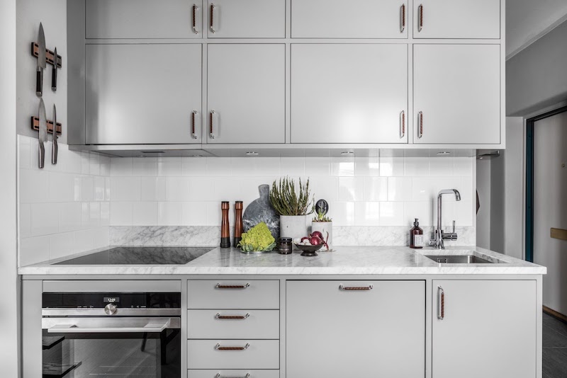 mobilier bucatarie mica pentru garsoniera moderna