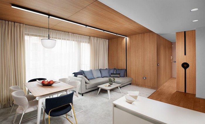 parchet pe perete in living modern