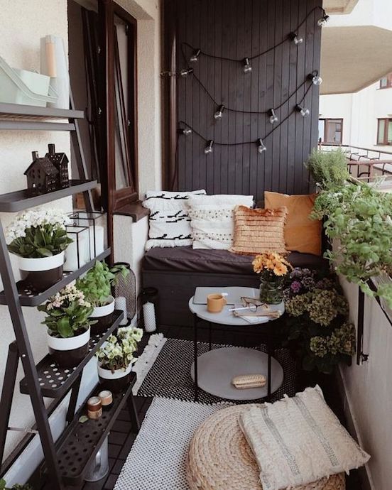 idei de amenajare plante pe balcon