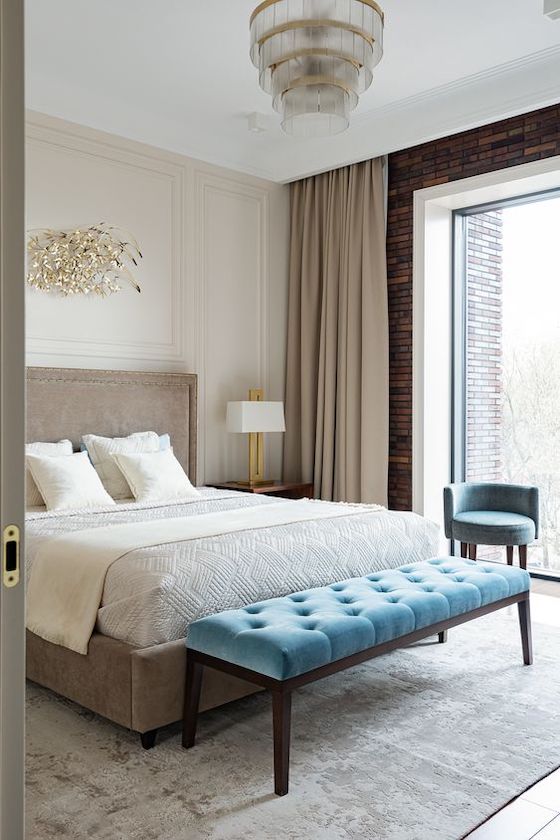 amenajare dormitor elegant culoare gri auriu