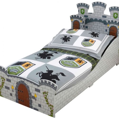 pat pentru copii castel mobilier camera copii